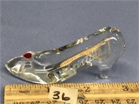 A tiny crystal slipper    (a 7)