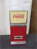 VINTAGE COKE MACHINE TRANSISTOR RADIO 7.5"T X