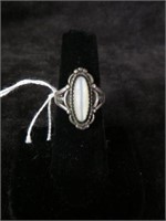 STERLING SILVER AND MOTHER OF PEARL RING SZ 6.5