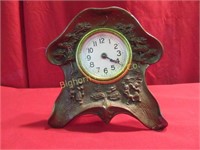 Vintage Wind Up Clock