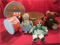 Vintage Toys: Teddy Bear, Metal Drum, Raggedy Ann