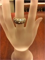 HEAVY STERLING SILVER RING (SIZE 6.5)