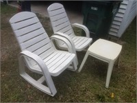 2 Patio Chairs with Tables