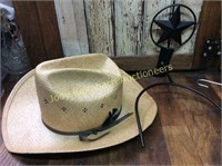 Texas star cowboy hat rack & straw hat