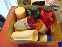 Various Thermoses / Tupperware