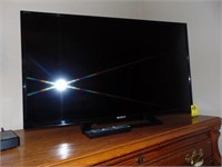 Sony Bravia 32 inch flatscreen TV like new