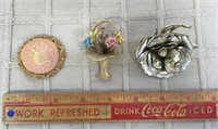BEAUTIFUL VINTAGE BROOCHES