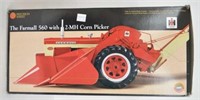 Ertl Precision Farmall 560 Tractor W/Corn Picker