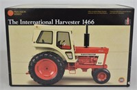 Ertl Precision IH 1466 Tractor MIB