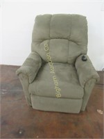 Franklin Lift/Recliner Chair Model 483 Like New