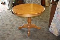 Oak Pedestal Table 40D x 29H