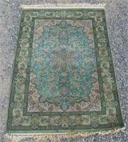 FINELY WOVEN PERSIAN DESIGN CHINESE SCATTER RUG