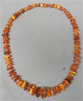GRADUATED BALTIC AMBER CHUNK NECKLACE