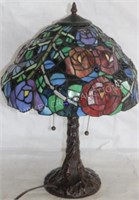 CONTEMPORARY LEADED GLASS TABLE LAMP W/