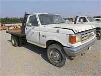 Project 1987 Ford  F-250 Flatbed