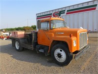 1974 International Loadstar 1700 Truck