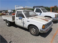 1986 Nissan 1 Ton Flatbed Truck
