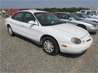 1997 Ford Taurus GL