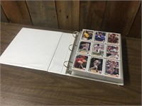 BINDER FULL BASEBALL CARDS