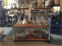 Lucite cart w/shelves & 2 glasses