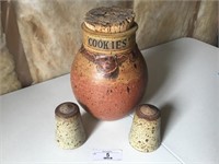 3 pcs Pottery Wally Smith jar & salt & pepper