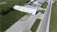 Commercial building on 1.02 acres