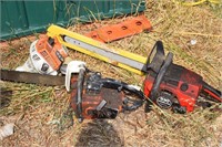 2 CHAINSAWS & MORE ! OS