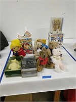 Lot Of Gund, Lands End And Heritage Bears As Shown