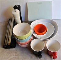 Lot of Assorted Kitchen Related Items