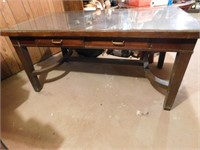 Large Table w/Glass Cover-66"L x 38"W x 31"H)