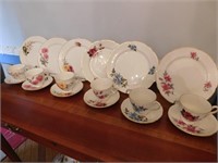 6 Display Plates(Evesham, Royal Stafford)