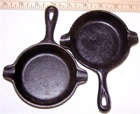 PAIR OF  WAGNER 1050 CAST IRON ASH TRAYS