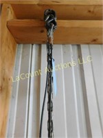 chain w hooks, cable w hooks