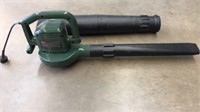 Black & Decker leaf blower/vac
