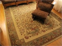 7' 10" x 10' 8" Dalyn floral area rug
