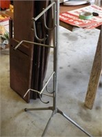 Chainsaw Display Stand