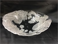 Glass fruit bowl