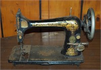 Antique Singer Sewing Machine W Treadle & Wheel
