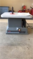 Oscillating spindle sander