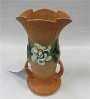 Roseville pottery vase USA 685, 10"