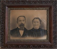 19TH CENTURY FRAMED PHOTOGRAPH OF COUPLE