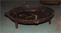 Antique Rare Hanging Fireplace 13' Skillet W Legs