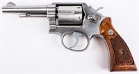 Gun Smith & Wesson 64 Double Action Revolver in 38