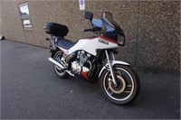 MC Yamaha XJ 750 cc MOMSFRI