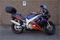 MC Yamaha FZR 600 cc MOMSFRI