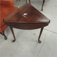 Old Towne Furniture Co Triangular Top Table