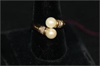 10kt yellow gold Pearl & Diamond Bypass Ring