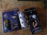 Dale Earnhardt Collector Golf Balls & Pop-Up Racer
