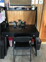 Desk, Folding Chair & Asst Lot
