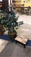 Fake short tree, little foot stool with storage